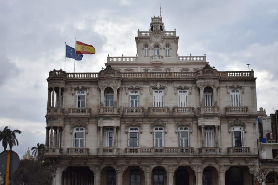 Teléfono de la Embajada de España en Cuba